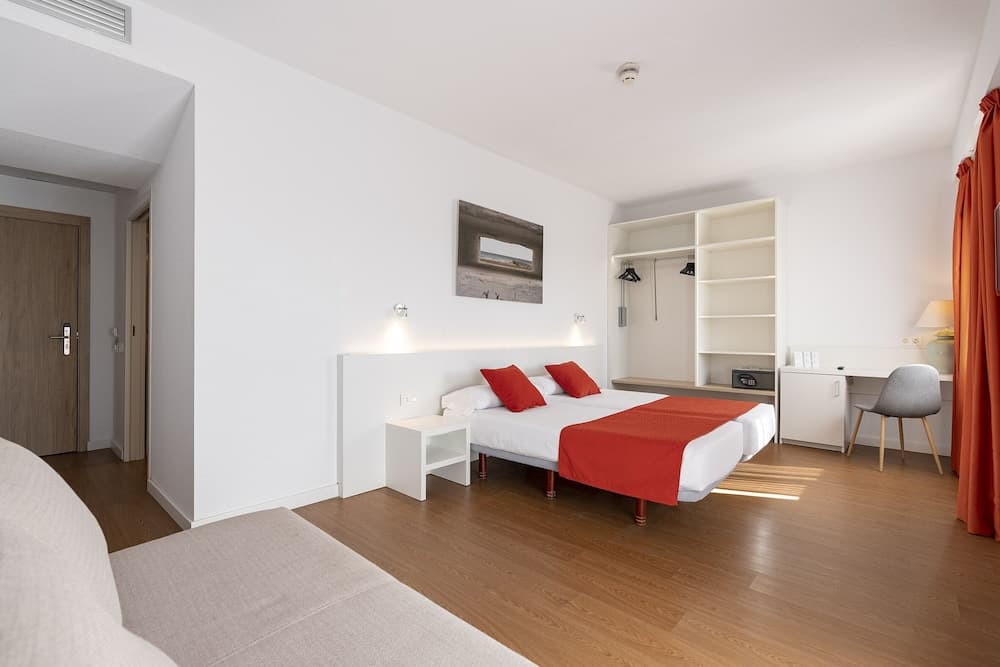 Hotel Intelier Orange