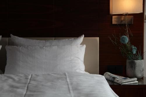 Hotel Adena