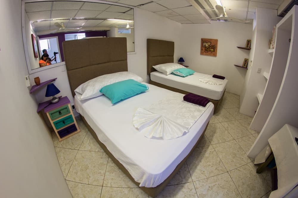 Basic-Hotel