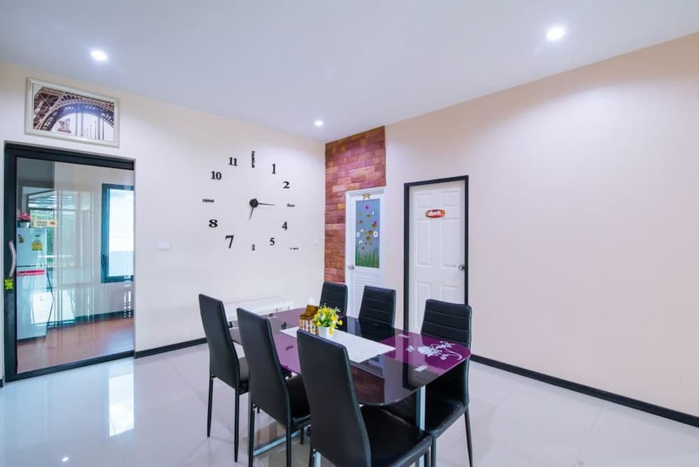 Piem Suk Pool Villa
