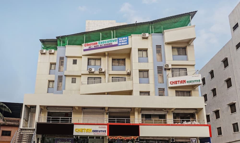 Treebo Chetan Executive Hadapsar Phursungi