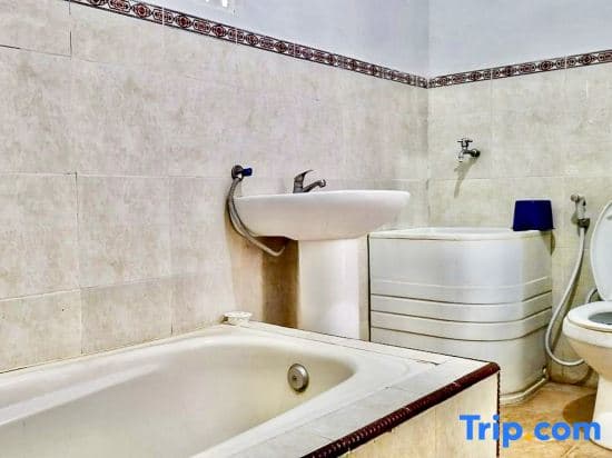Tebluess Guesthouse Gianyar RedPartner