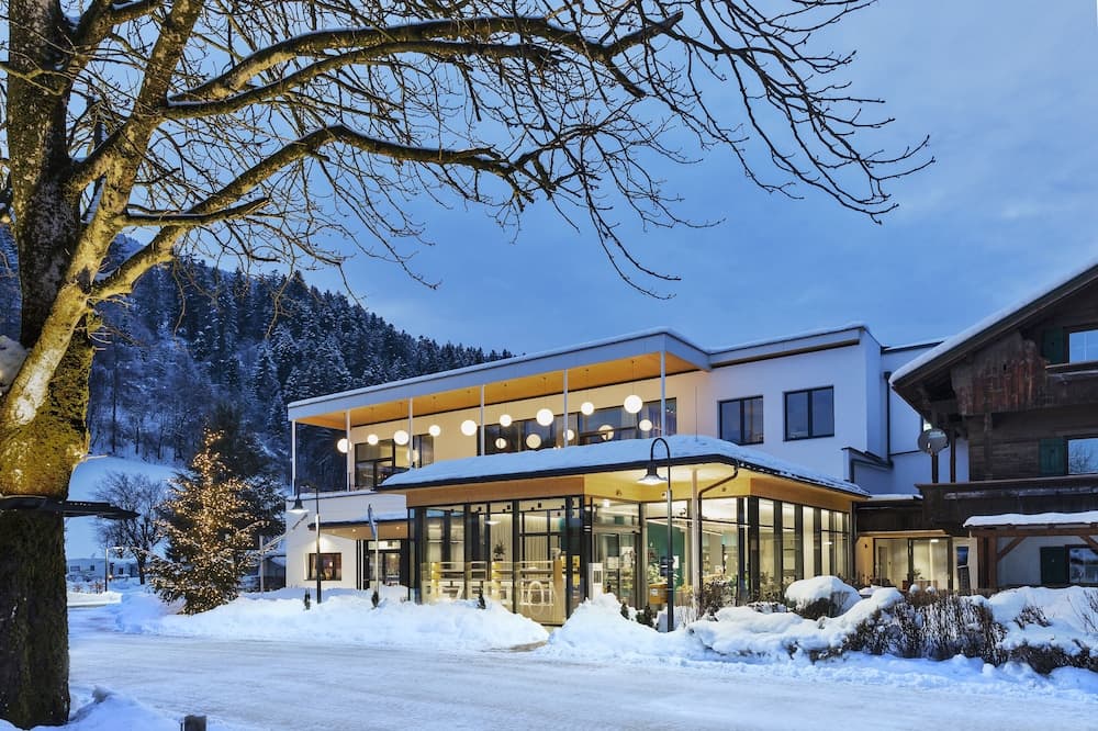 natürlich Hell. Aparthotel & Camping