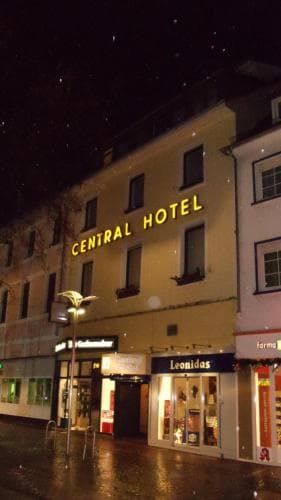 Central Hotel