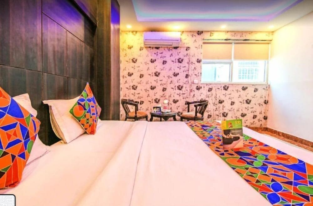 Hotel Deluxe Inn