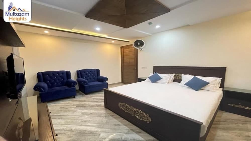 Multazam Heights, DHA Phase 8, Hotel Airport Lahore