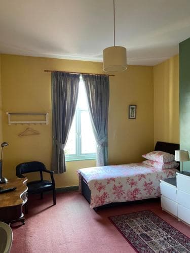 Chimneys Guest House