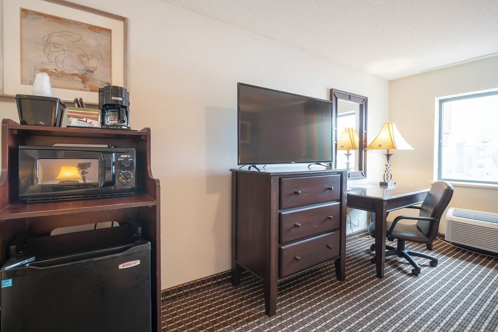 OYO Townhouse Houston Airport North