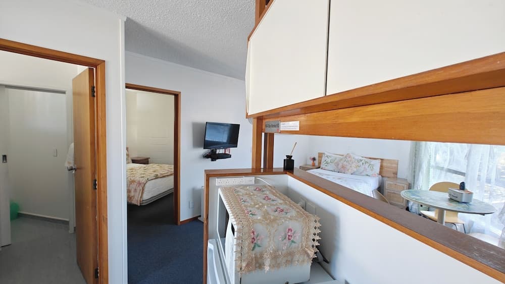 Motel Six