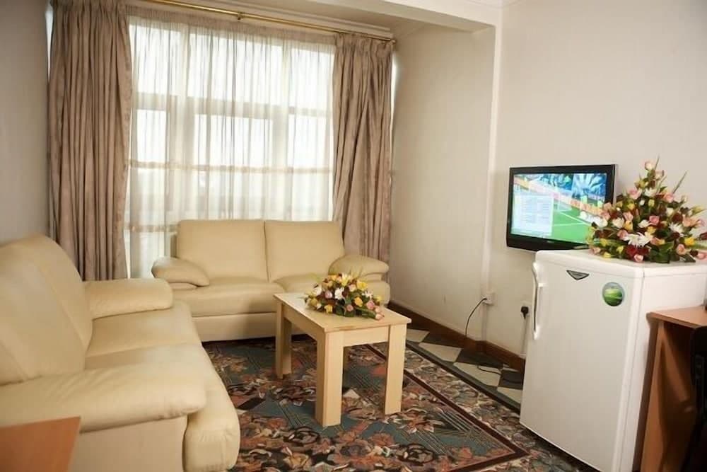 Ivys Hotel