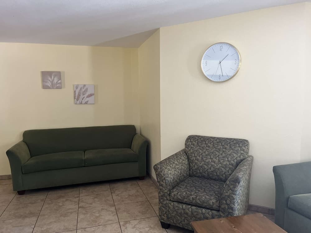 Amber s Inn & Suites