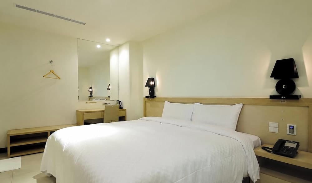 Bravo Hotel