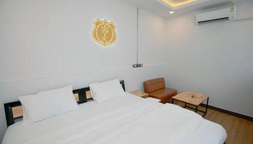 Yaowarate Sport Club and Resort ไร่เยาวเรศ