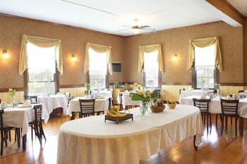 Spring Lake Inn