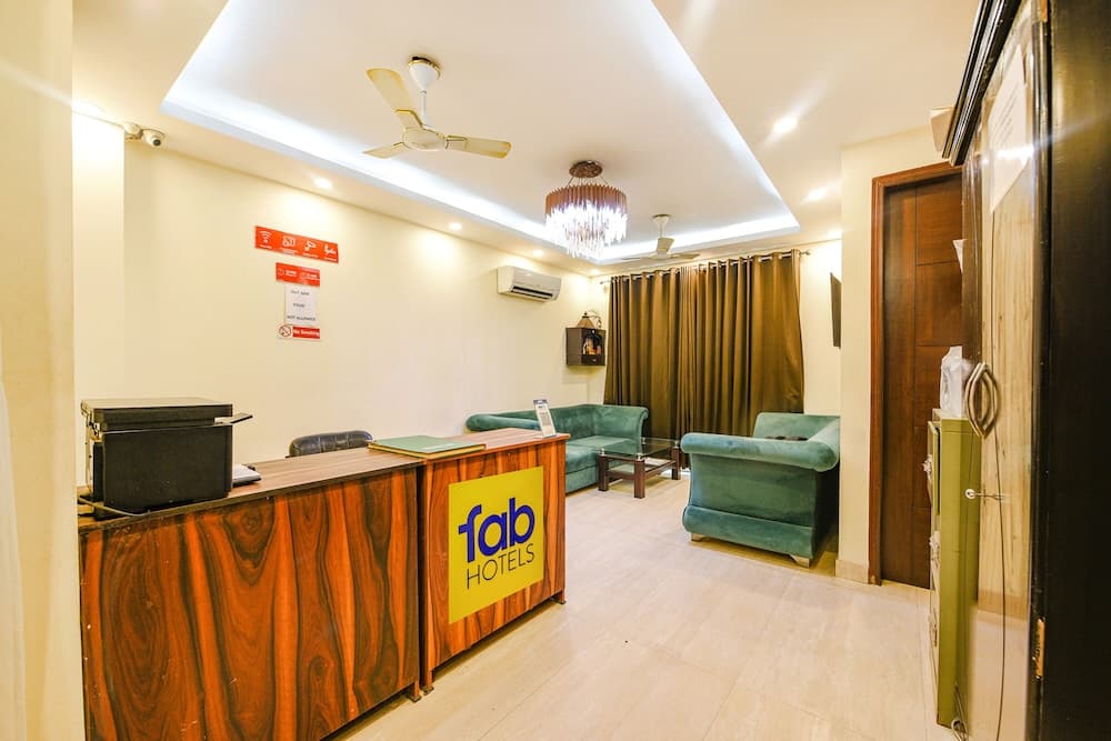 Fabhotel Ak Villa