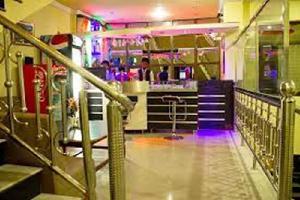 Hotel Saathi