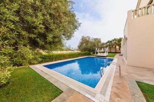 Maison Privee - Private Pool & Beach Access Villa with Cinematic Vws