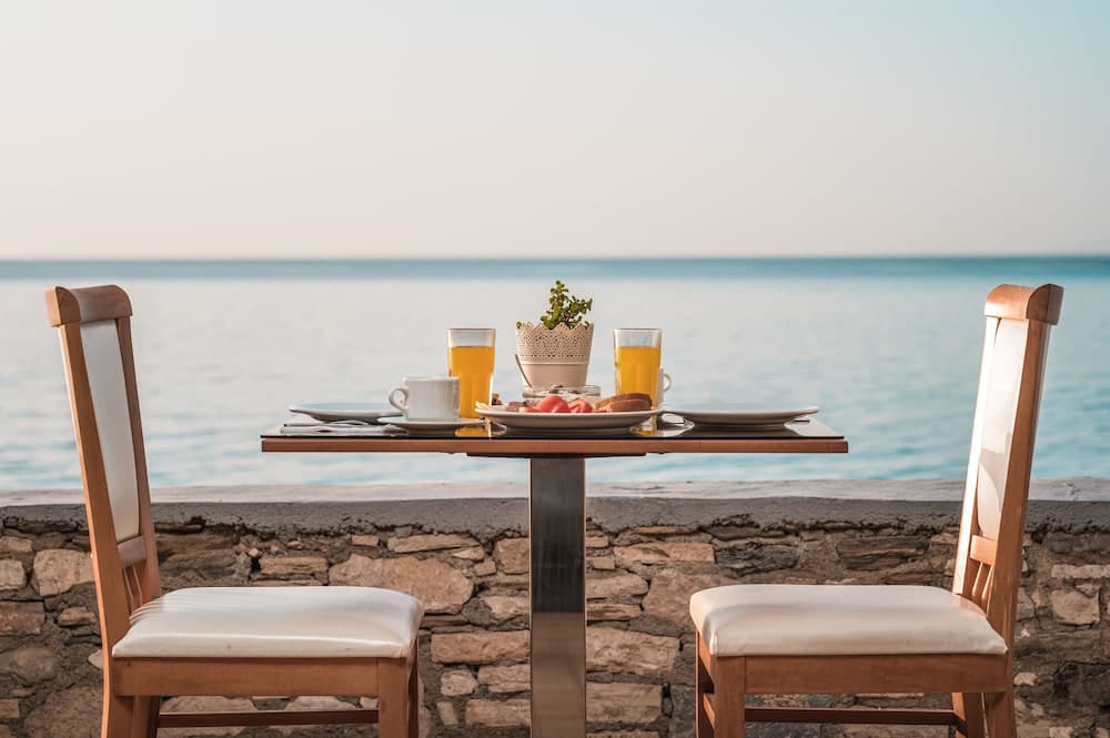 Hydrele Beach Hotel