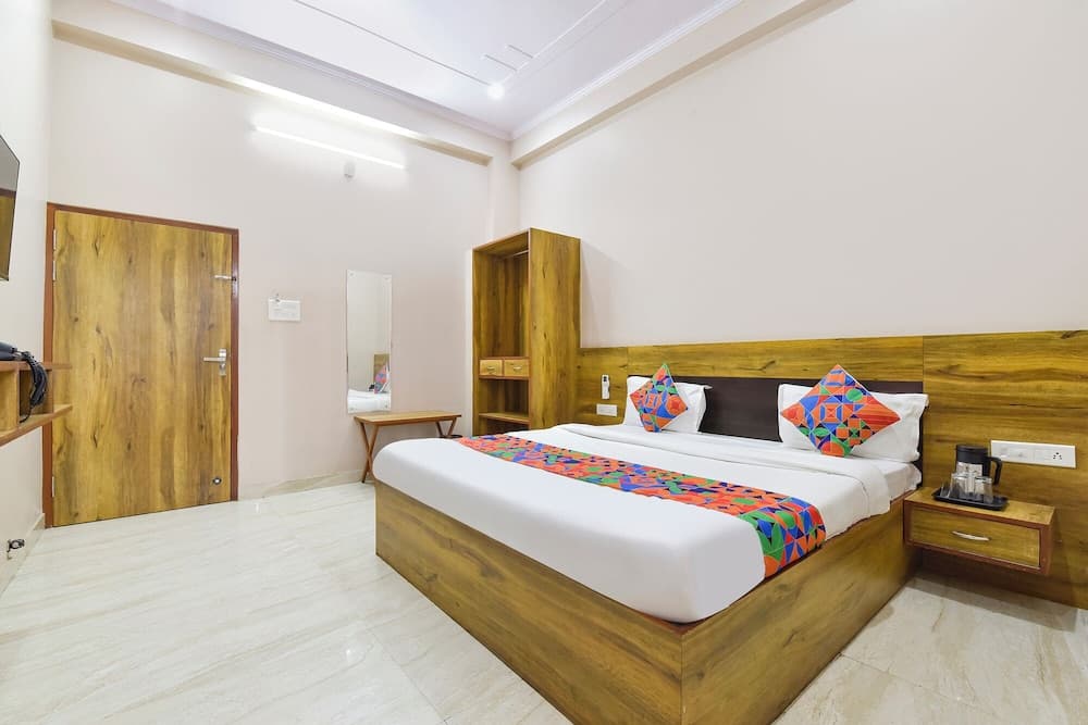 Fabhotel Shivansh
