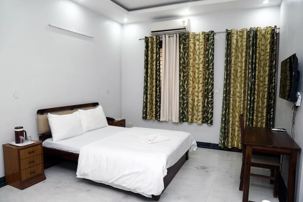 J P Residency