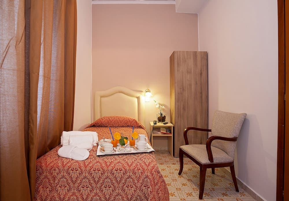 Hotel Caruso