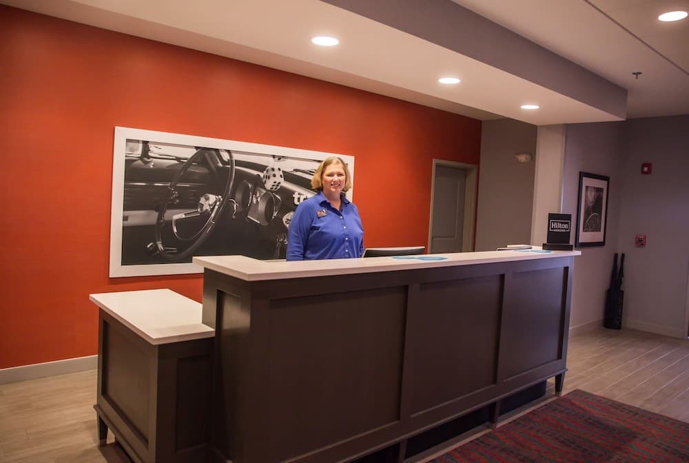 Hampton Inn-Pontiac