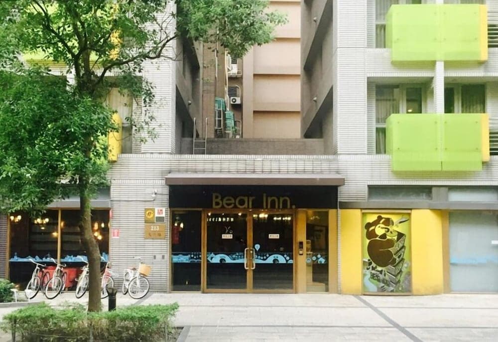 Bear Hotel