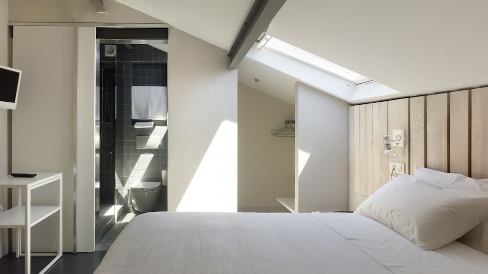 Moure Hotel