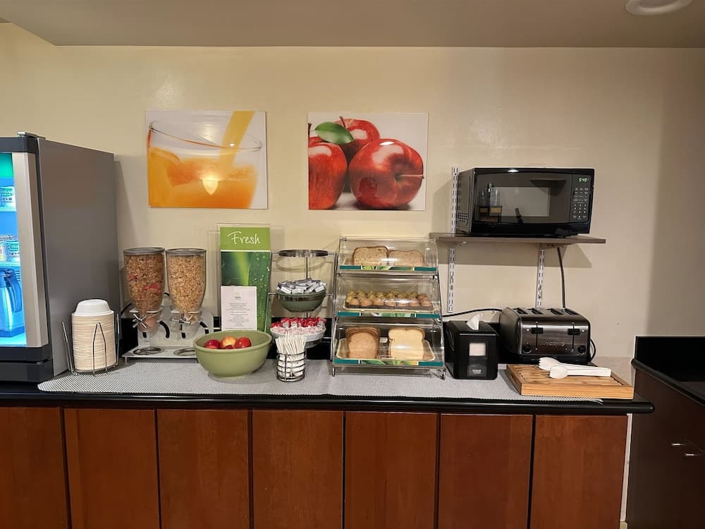 Quality Inn & Suites Everett
