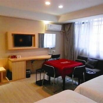 Yeste Hotel