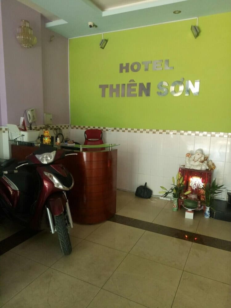Thien Son Hotel