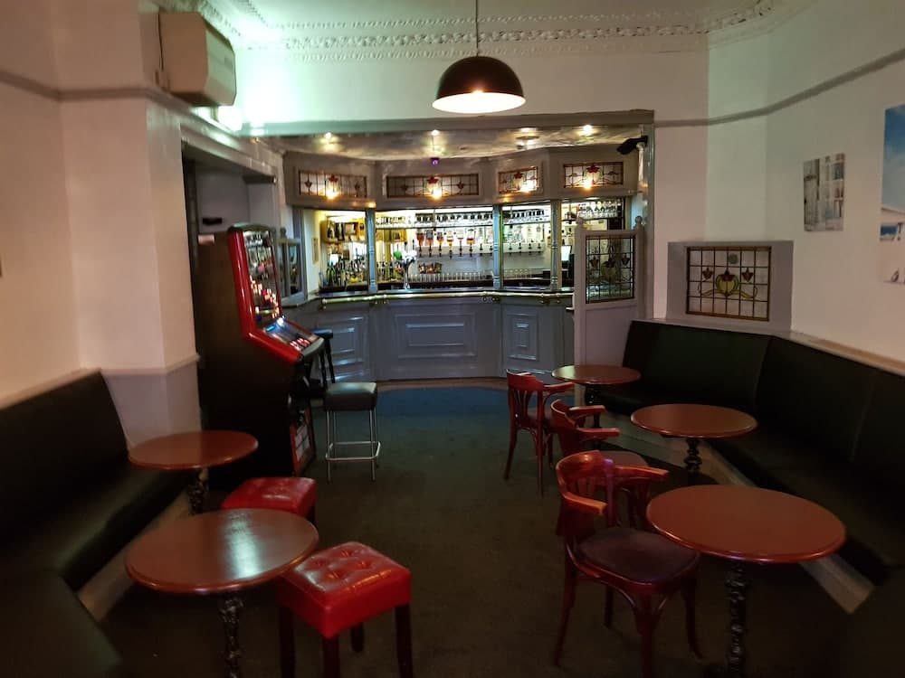Stretton Hotel