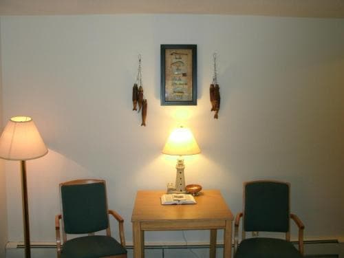 Budget Host Inn