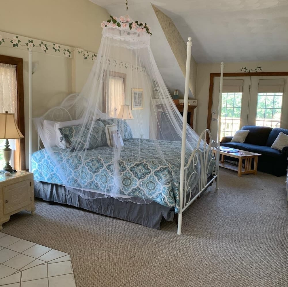 Stagecoach House Inn