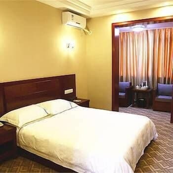 Longyang Hotel