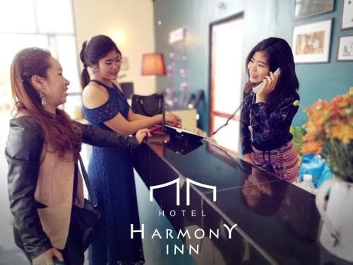 Hotel Harmony Inn