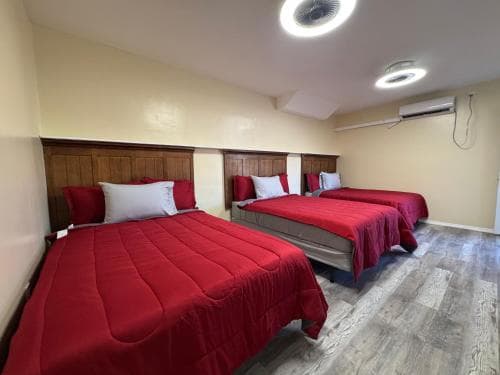 Apache Motel & Condos