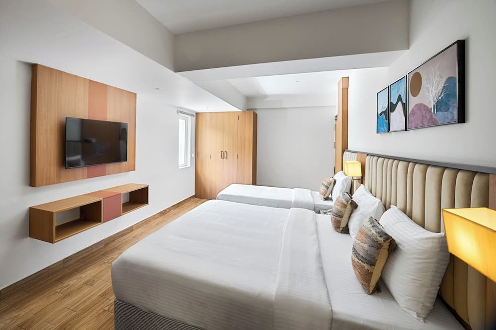 Taara Hotel