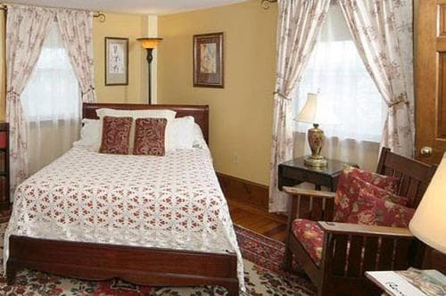 Tuck Inn B&B
