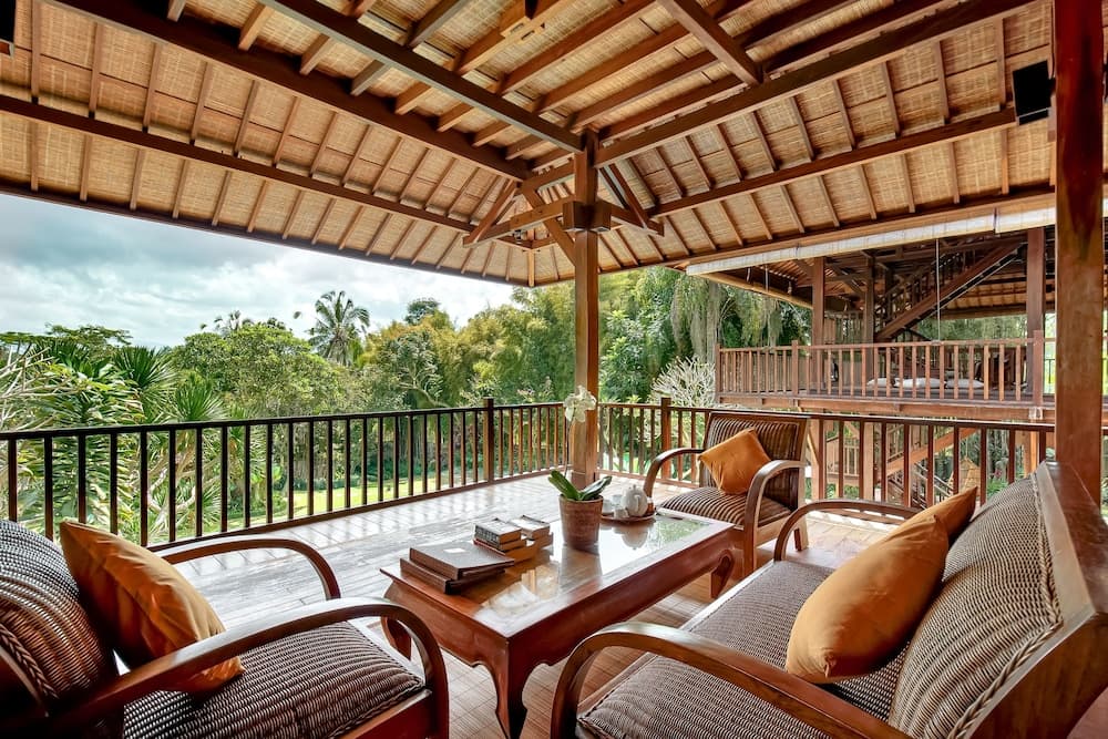 Villa Atas Awan