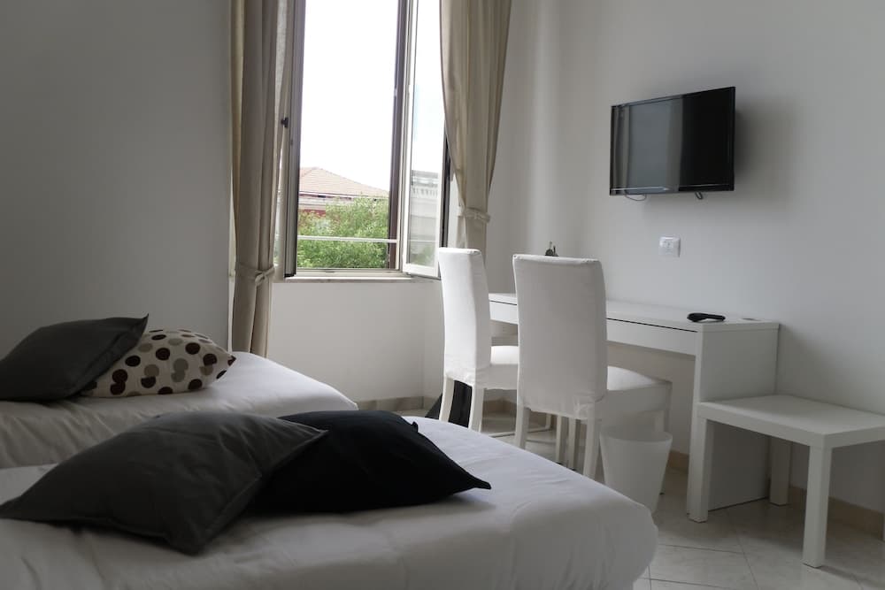 5 Rooms