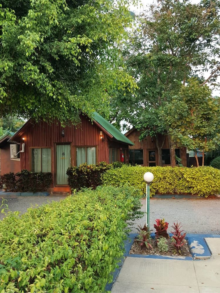 S. Parsukdee Resort