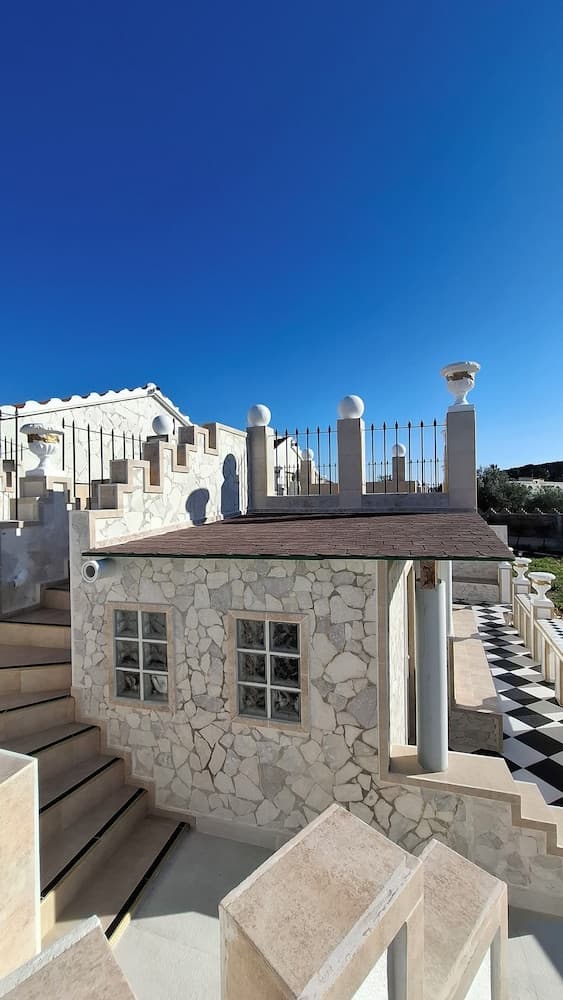 Castellino Studios