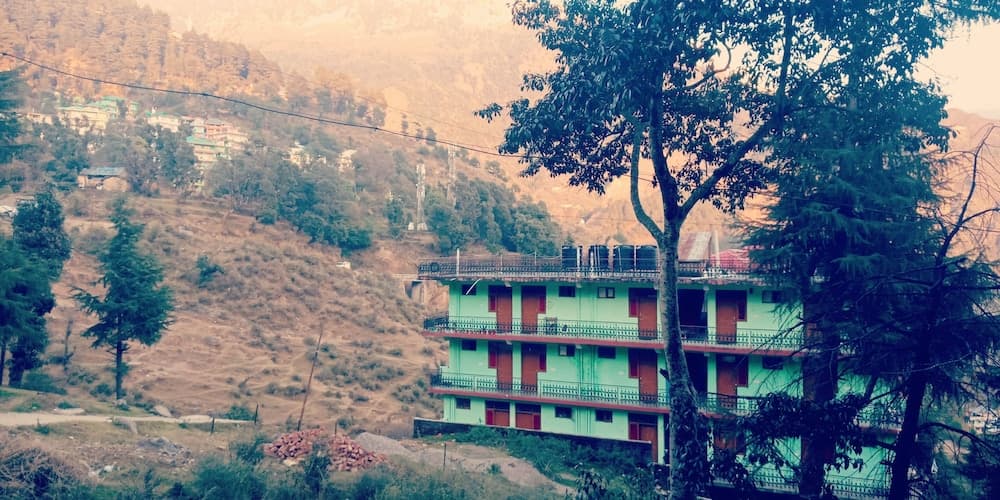 Hotel Pine Spring
