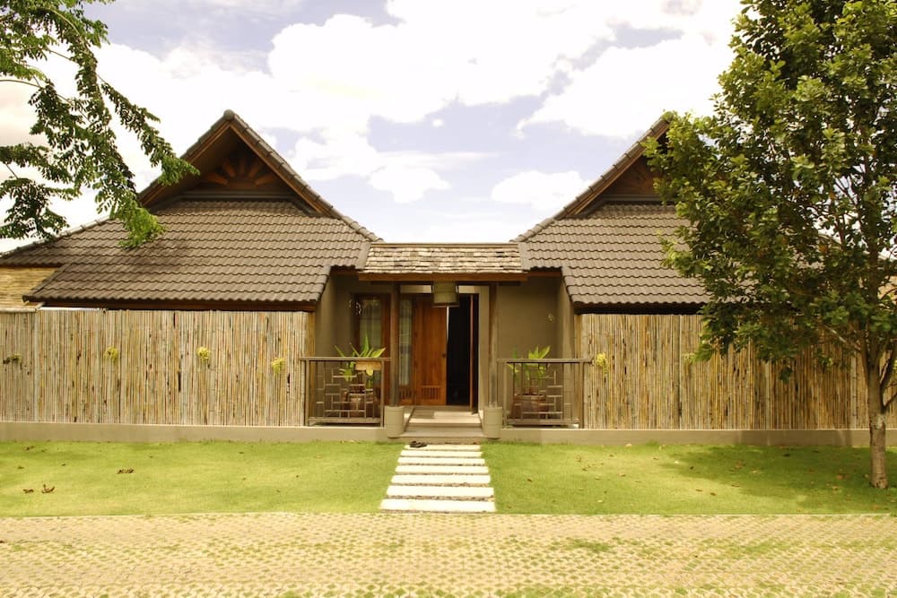 GUTI Resort by AKA