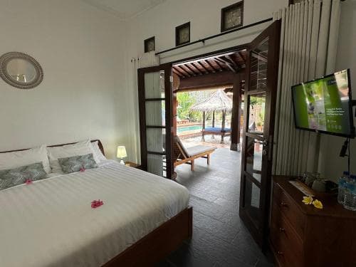 Bale Solah Lombok Holiday Resort
