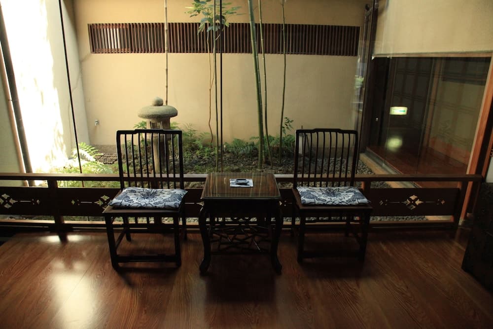 Nishimuraya Honkan