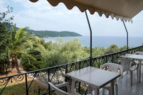 Apraos Bay Hotel