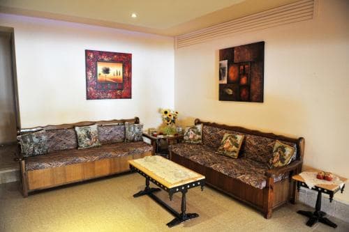 Logan's Beach Hotel