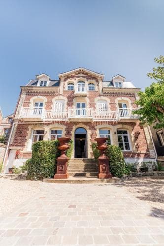 La Villa 10